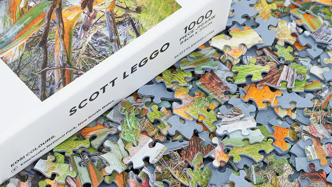 Australia 1000 piece jigsaw puzzle box with pieces.