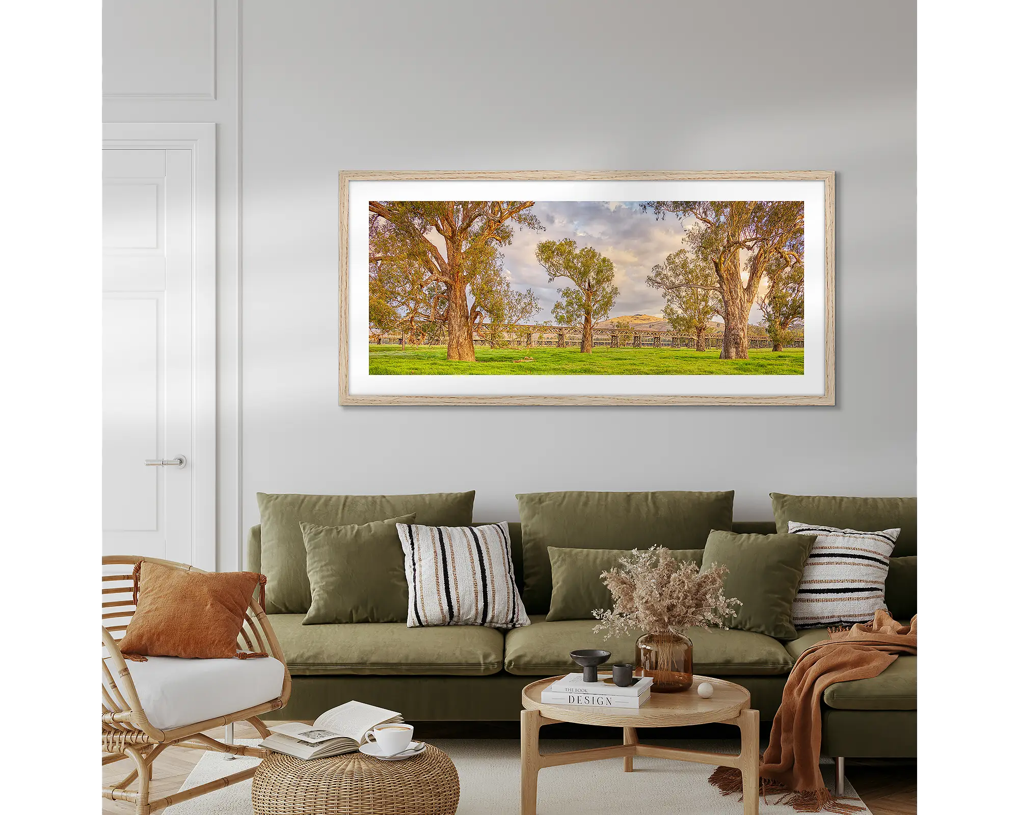 Gundagai Heritage - OLd railway bridge and Hume Highway, New South Wales, Australia.