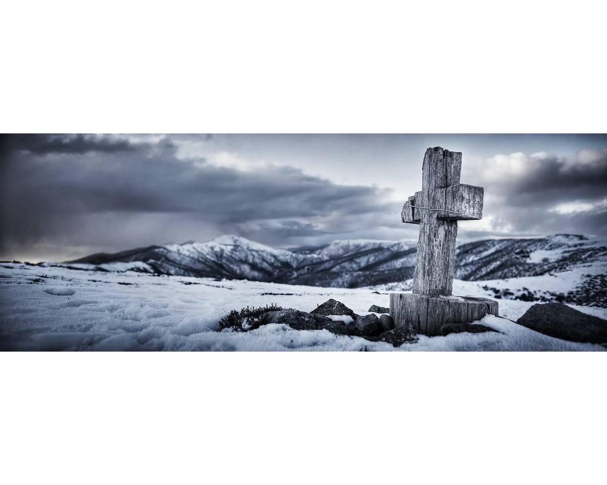 Mountain Cross. Mouth Hotham Cross in snow.