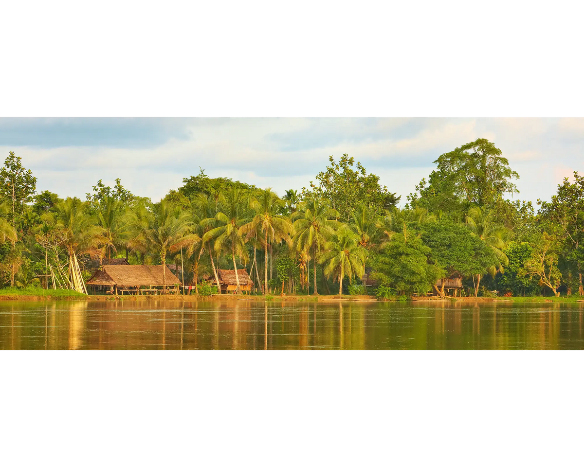 Village life by the Karawari River, East Sepik Province, Papua New Guinea.