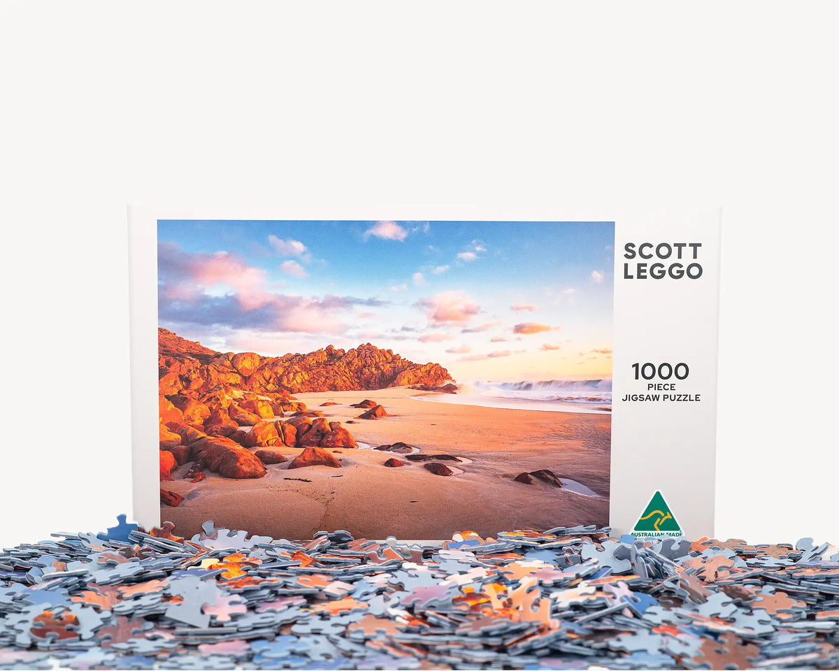 Wyadup Light. 1000 piece jigsaw. Box with pieces infront.